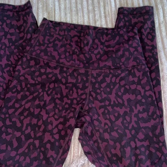 Lululemon Align Pant II 25" Formation Camo Dark Adobe Multi, size 4.